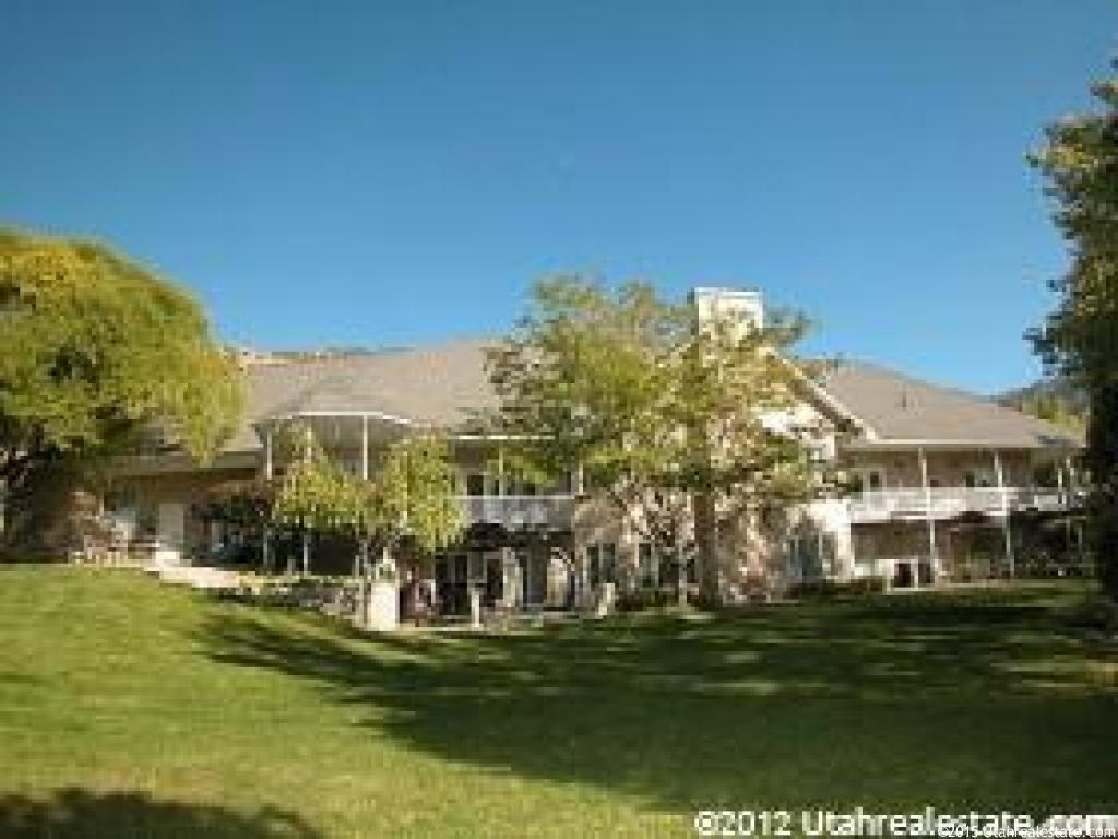 145 Buckingham Dr, Providence, UT 84332