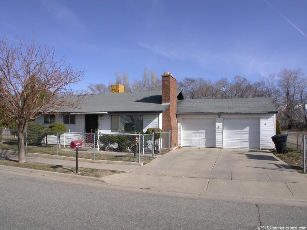1104 N 1000 W, Clinton, UT 84015
