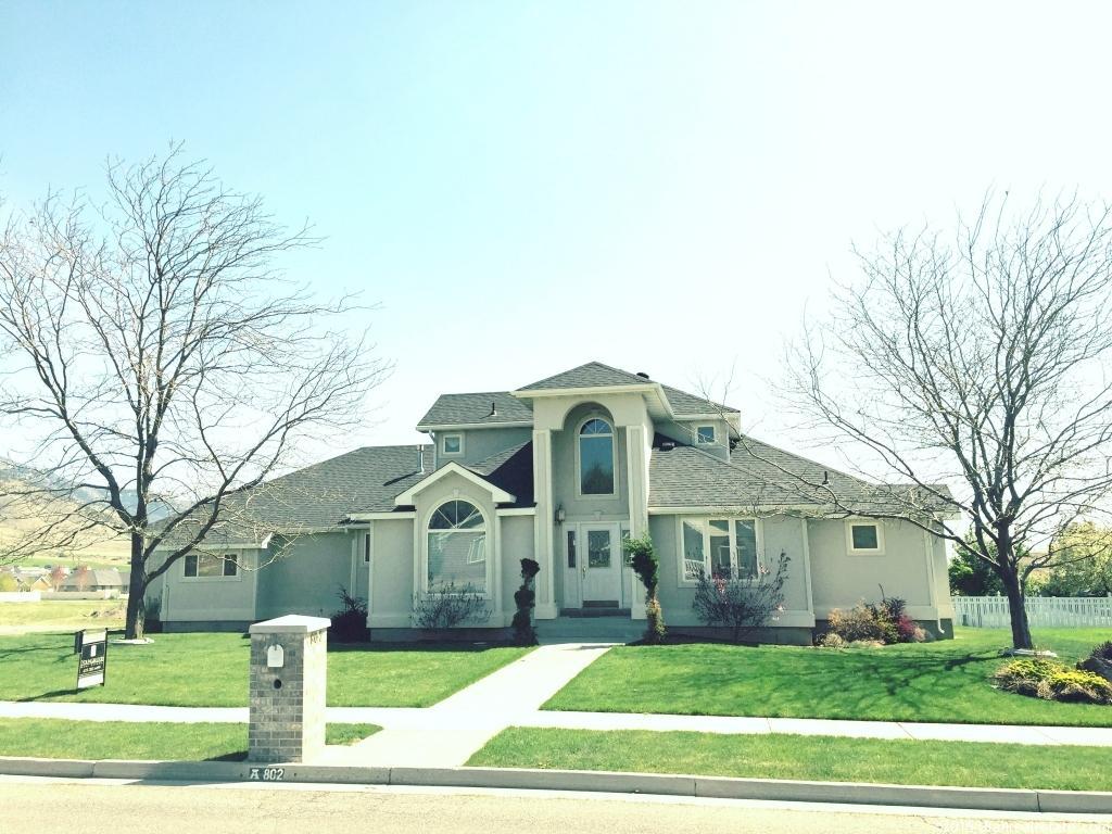 802 Summit Dr, Smithfield, UT 84335
