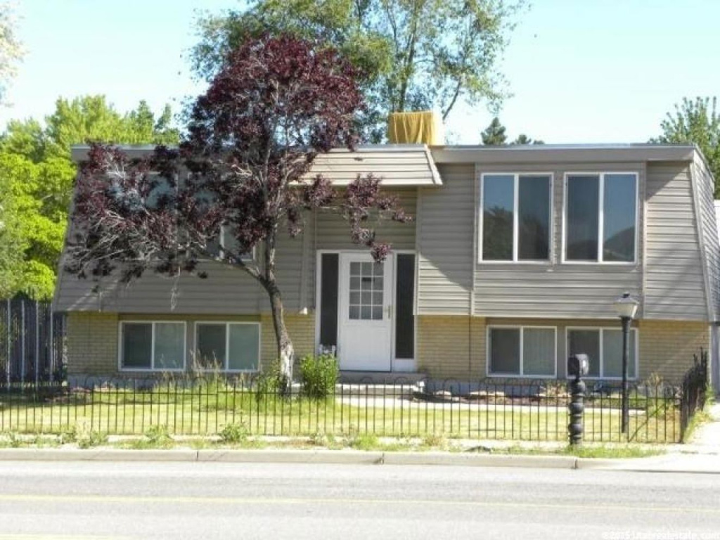 921 E 10600 S, Sandy, UT 84094