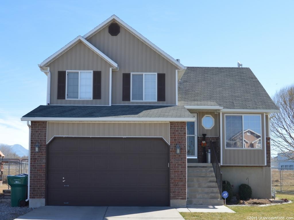 5004 S Vista Dr, Roy, UT 84067