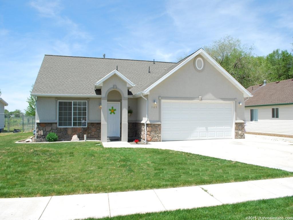 365 Downs Dr, Ogden, UT 84404