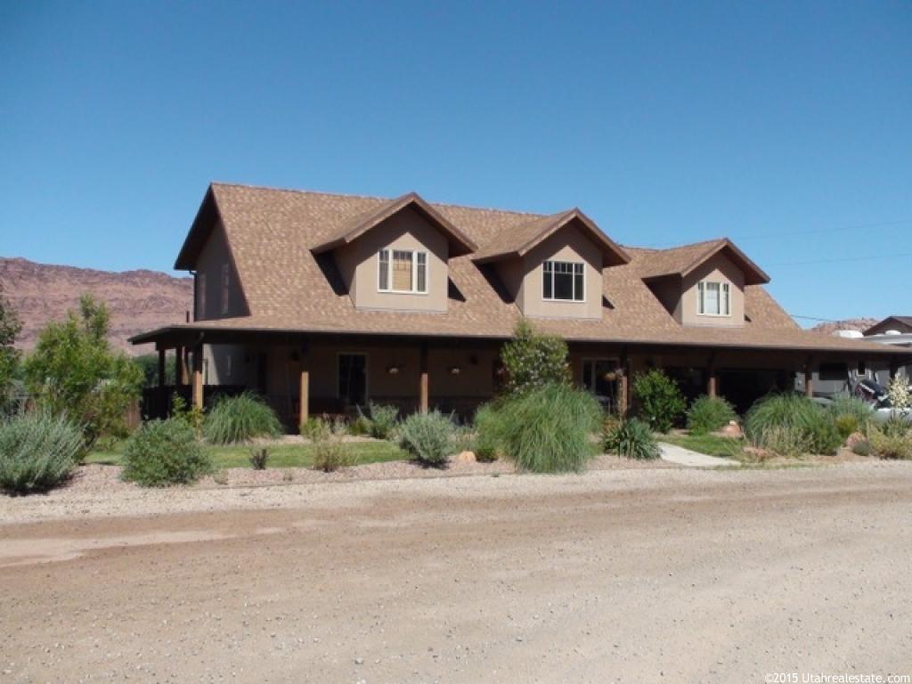 853 S Rainbow Dr, Moab, UT 84532