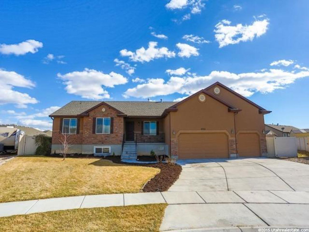 4551 W 5875 S, Hooper, UT 84315