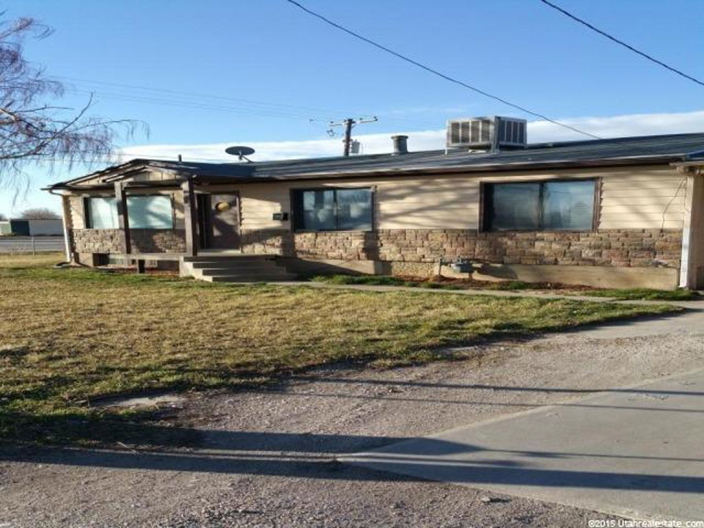108 E 9th St S, Ogden, UT 84404