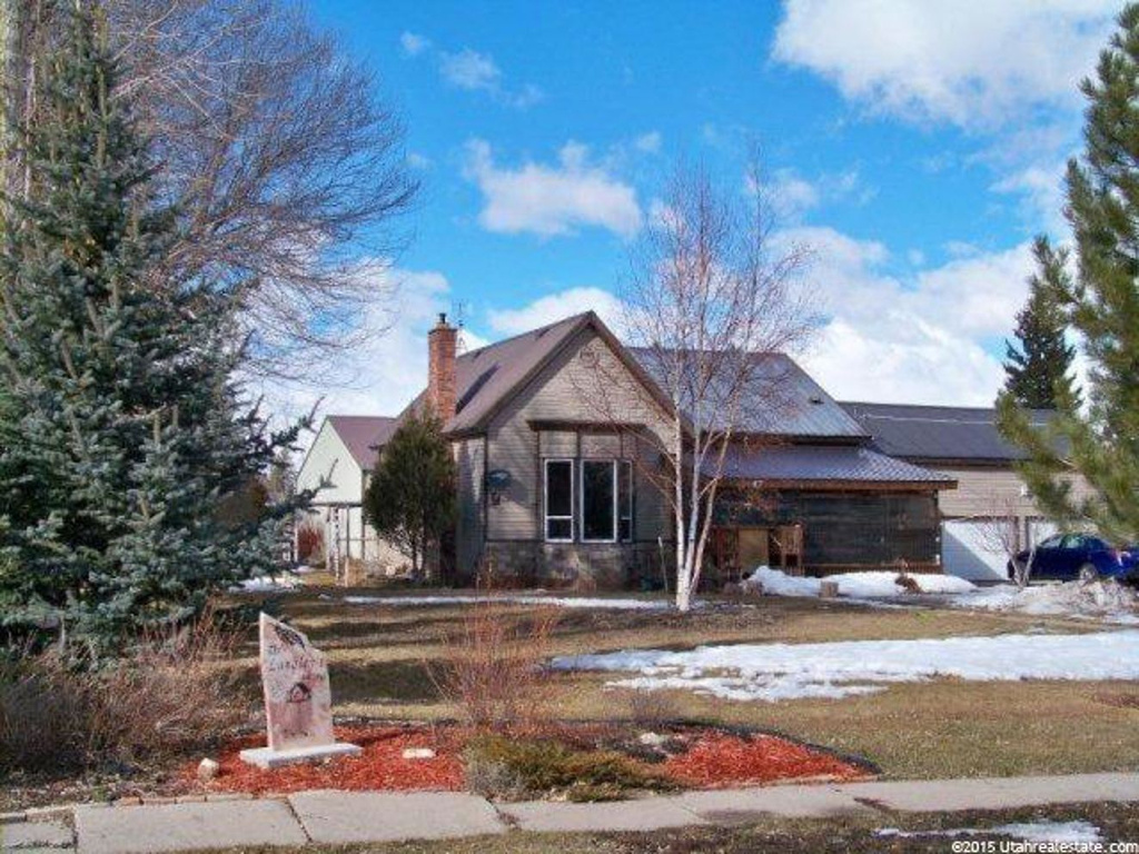 47 E 2nd S, Paris, ID 83261