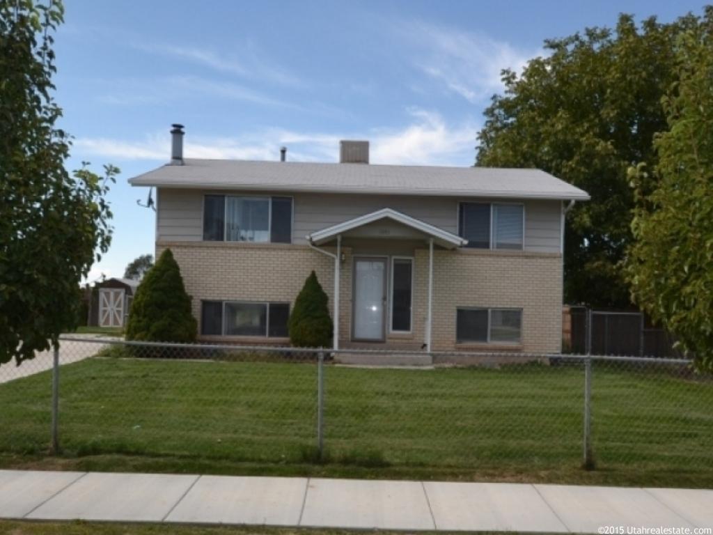 1643 N 2900 W, Clinton, UT 84015