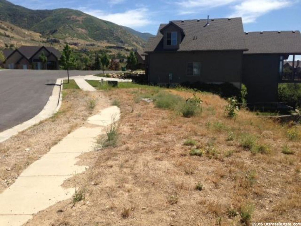 1480 E Belle Ct, Fruit Heights, UT 84037