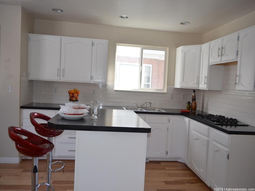 470 Canyon Rd, Ogden, UT 84404