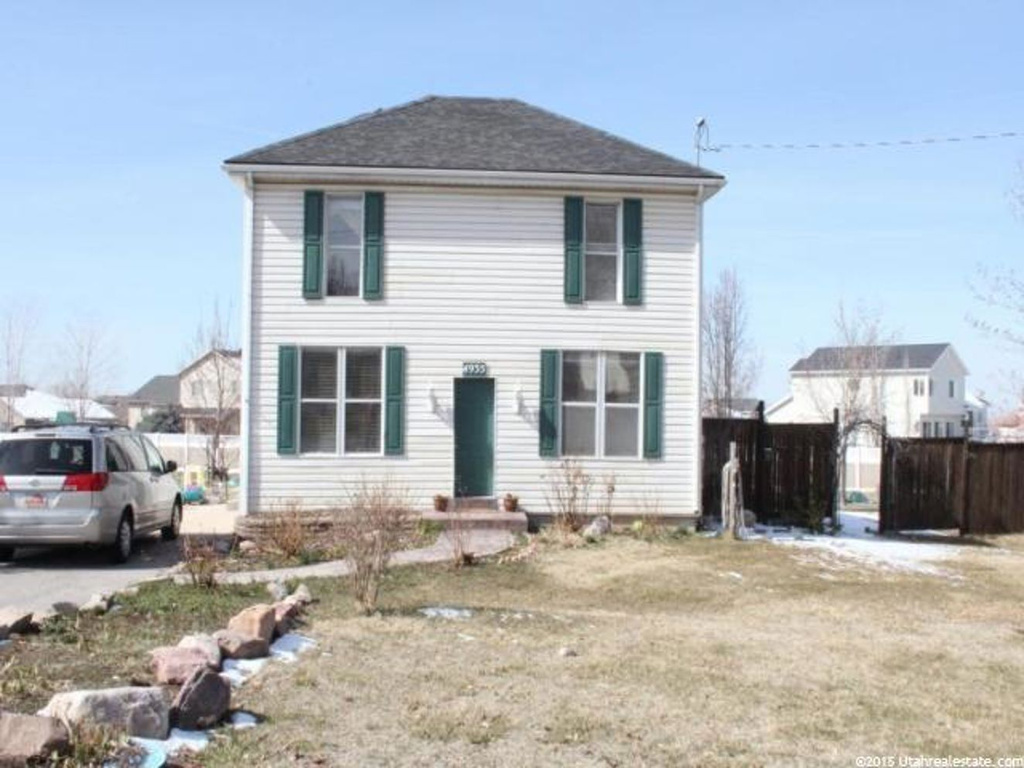 4935 S 3500 W, Roy, UT 84067