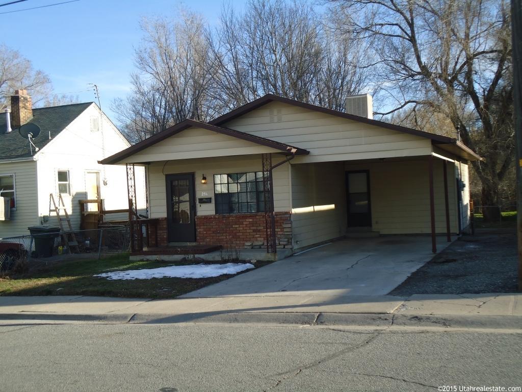 281 E 8th St, Ogden, UT 84404