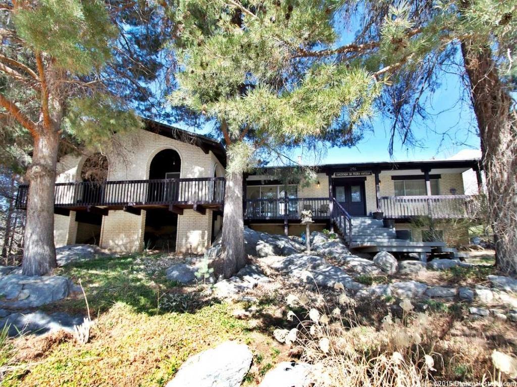 296 E 3250 N, North Ogden, UT 84414