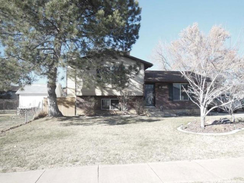 2976 W 5825 S, Roy, UT 84067