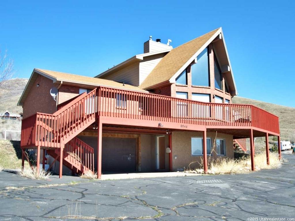 8946 Pineview Dr, Huntsville, UT 84317