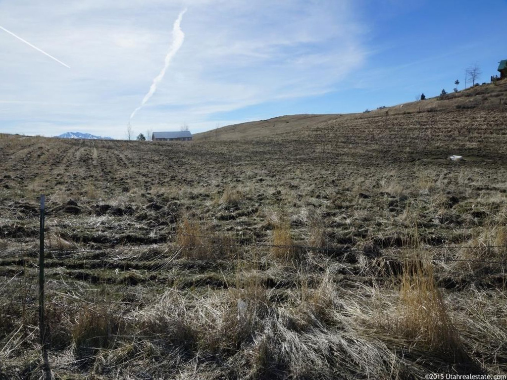 1200 E 9000 S, Paradise, UT 84328
