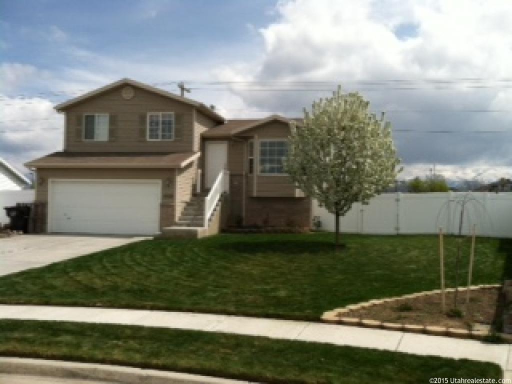 1532 N 2030 W, Clinton, UT 84015