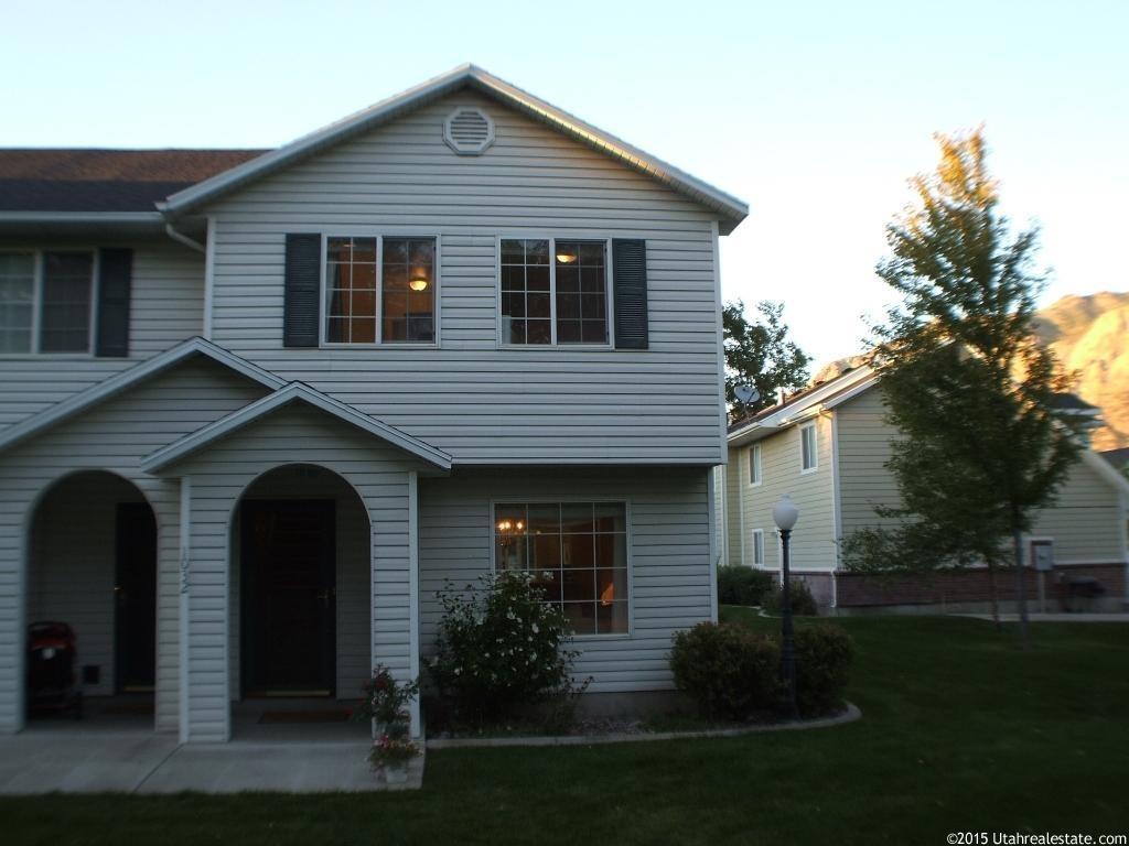 1032 S River Bend Ln E, Ogden, UT 84404