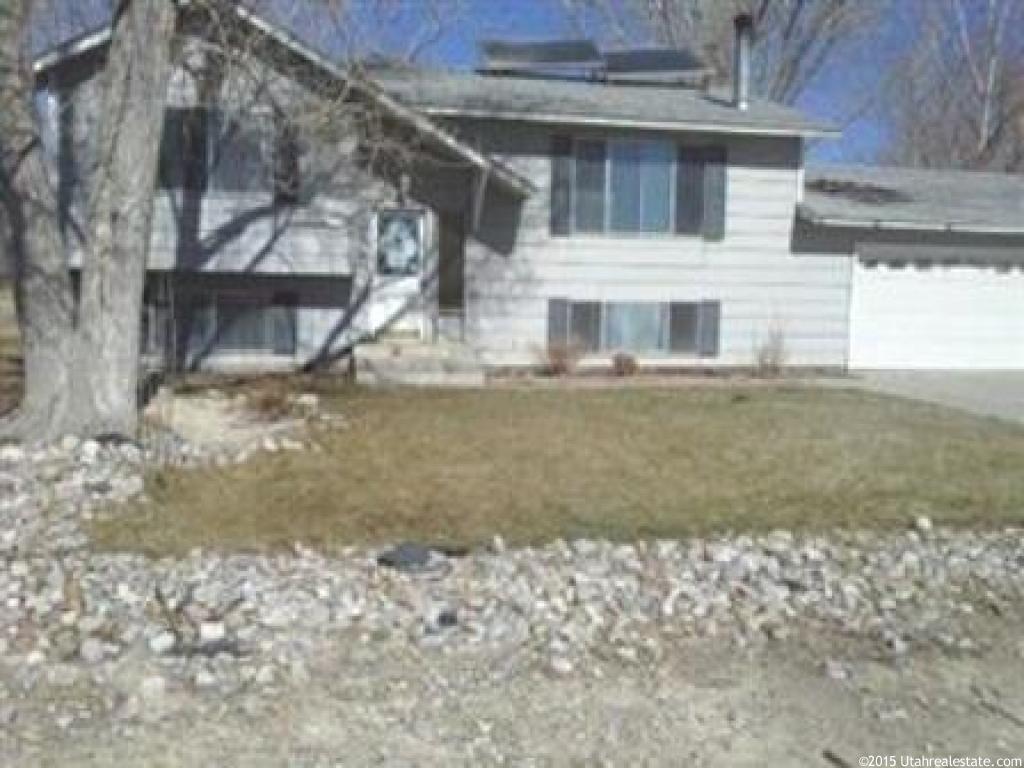 175 E 200 N, Ferron, UT 84523