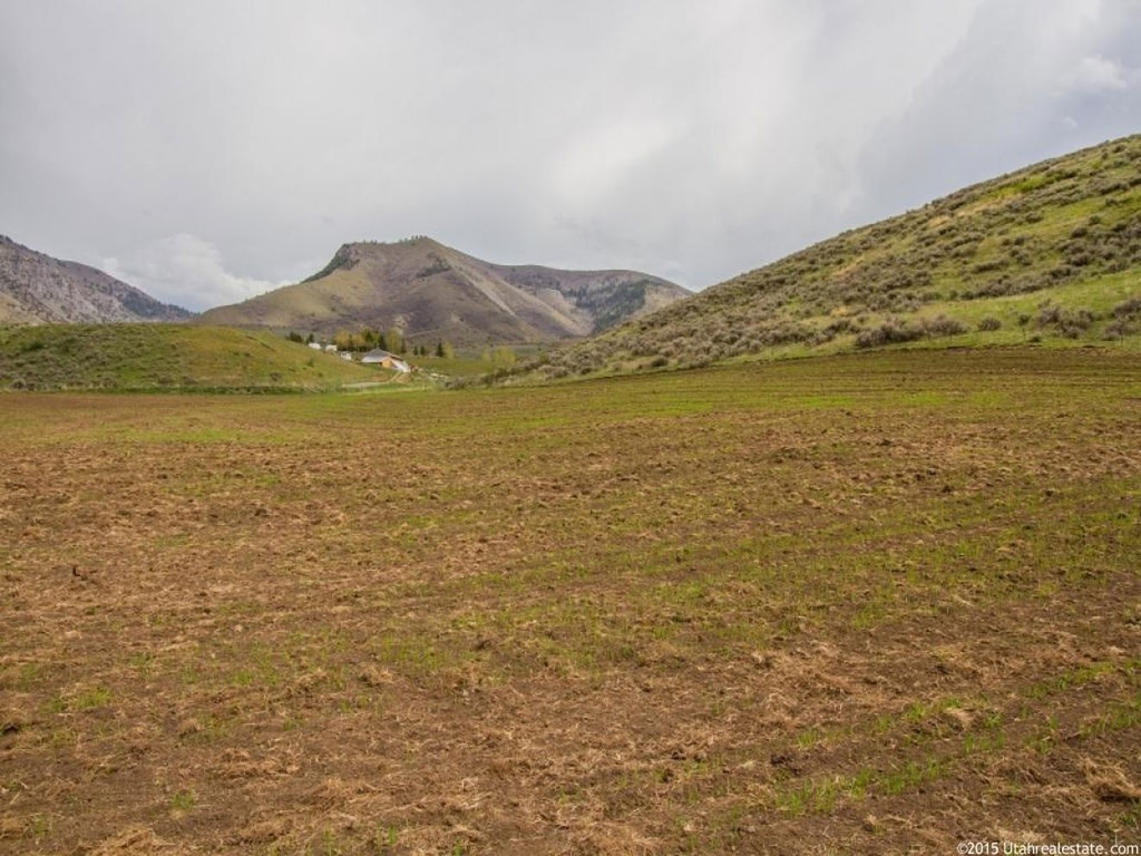 1400 E 9000 S, Paradise, UT 84328