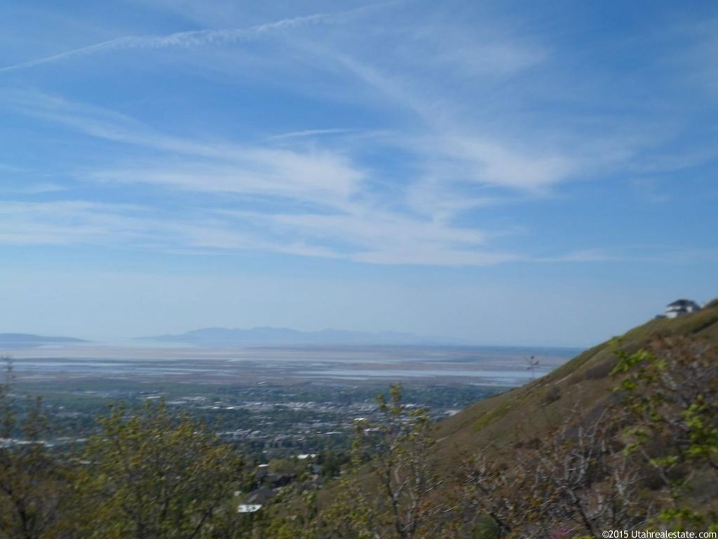 3893 S Mountain Oaks Dr E #310, Bountiful, UT 84010