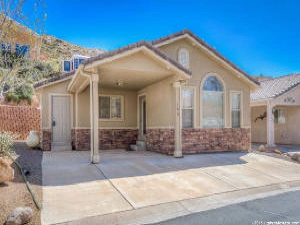 105 N Overlook Ln E, Hurricane, UT 84737