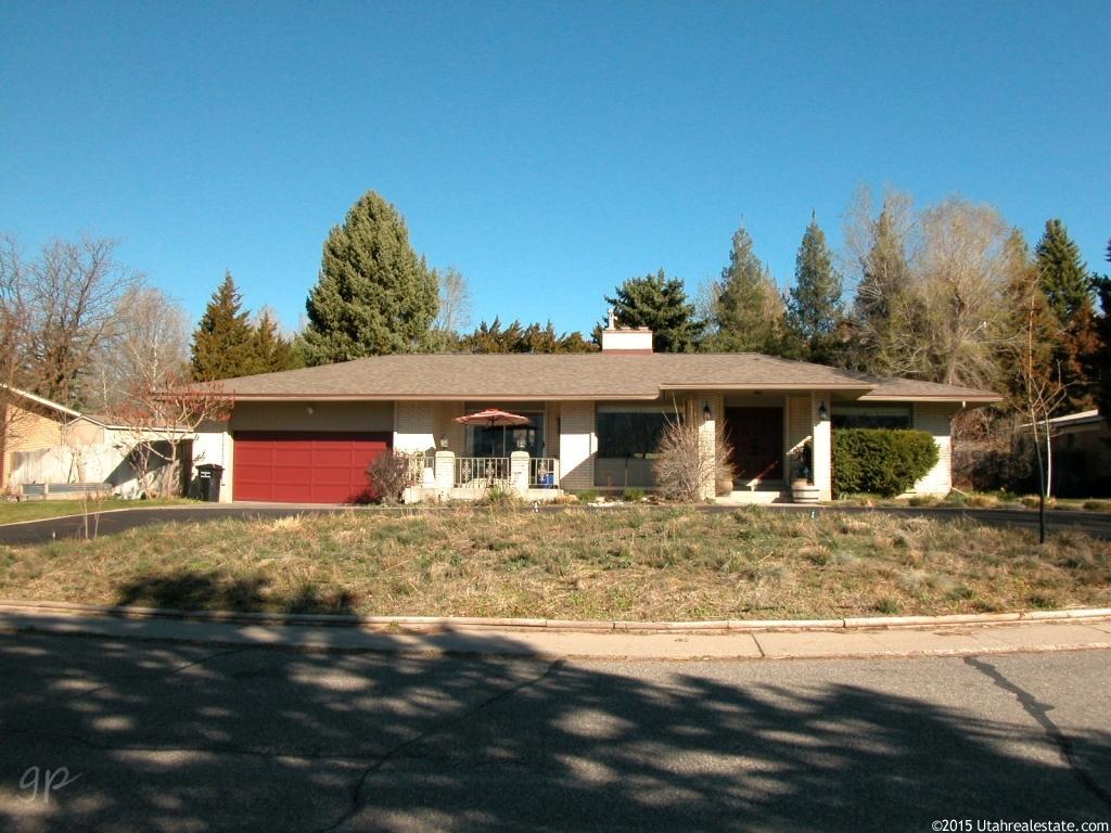 889 Orchard Dr, River Heights, UT 84321