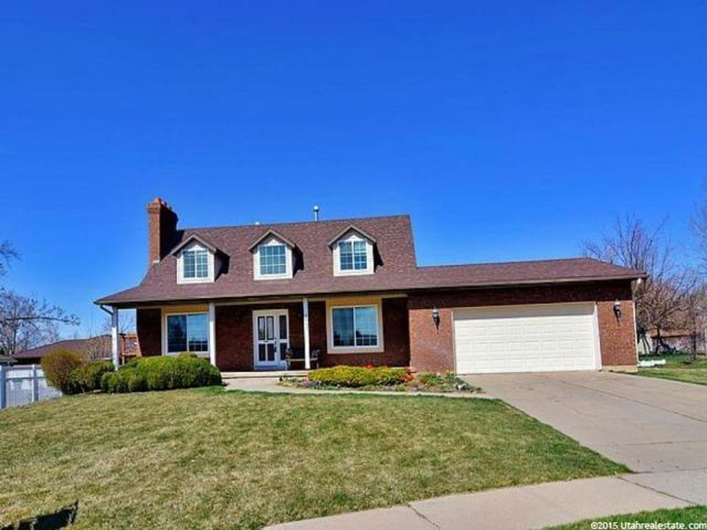 2425 E 2250 N, Layton, UT 84040