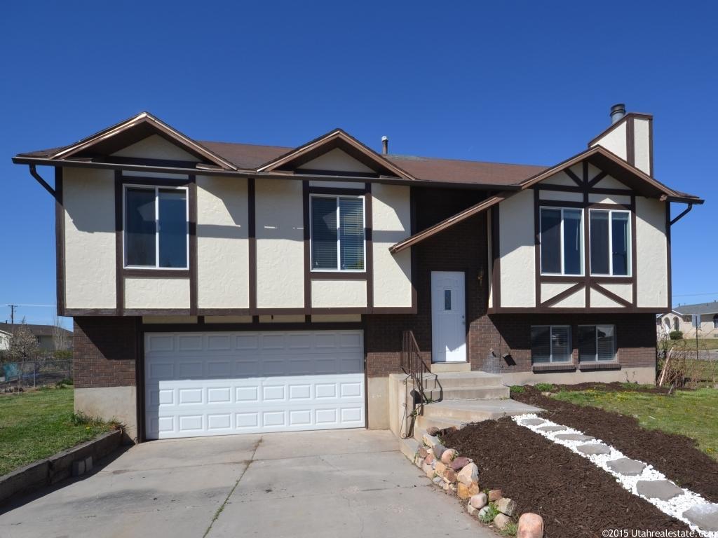 2668 W 1700 N, Clinton, UT 84015