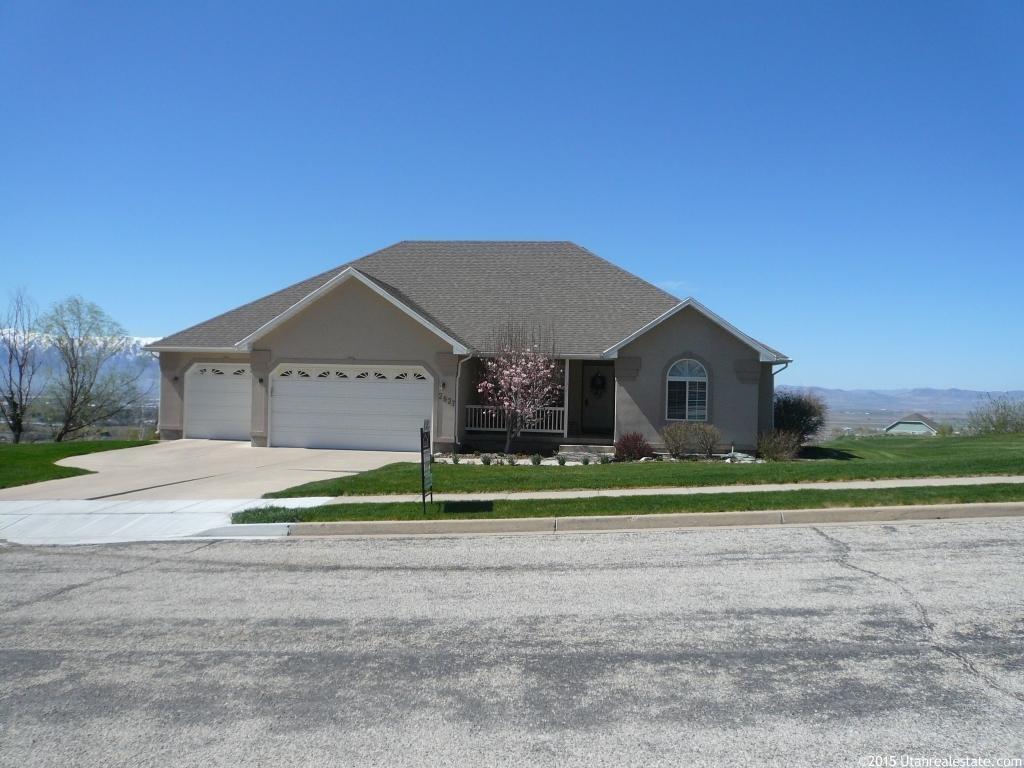 2827 Viewcrest Cir, North Logan, UT 84341