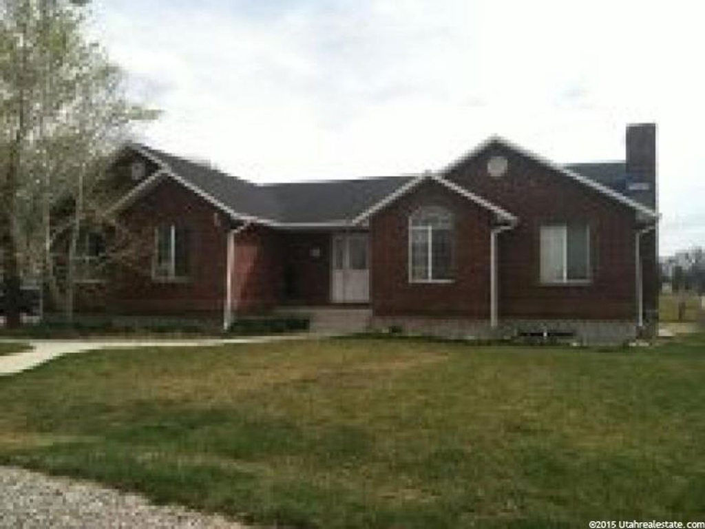 130 E 340 N, Mona, UT 84645