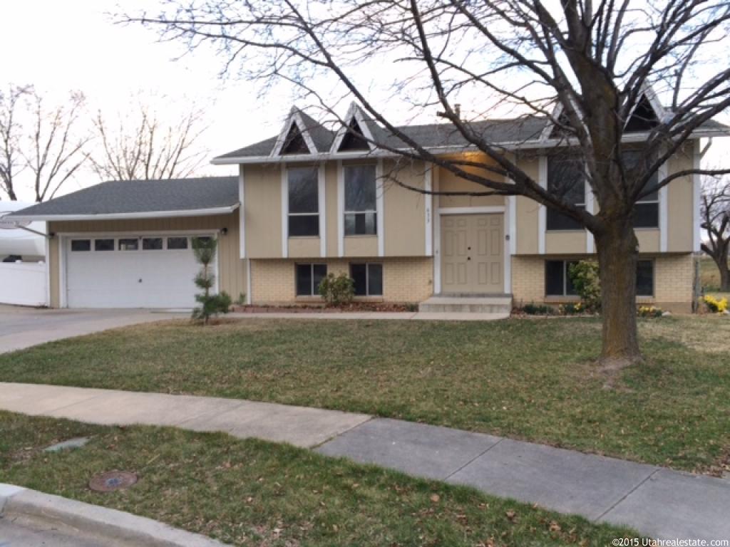 633 W 2575 N, Clinton, UT 84015