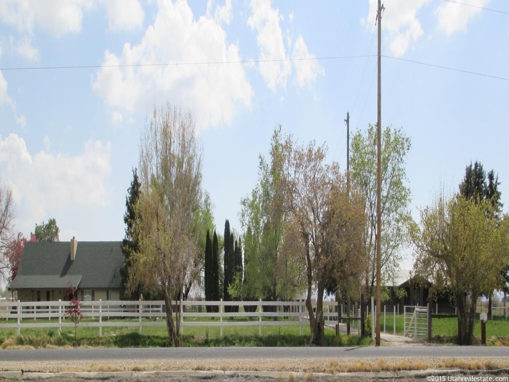 5253 W 2425 N, Hooper (Davis Cnty), UT 84315