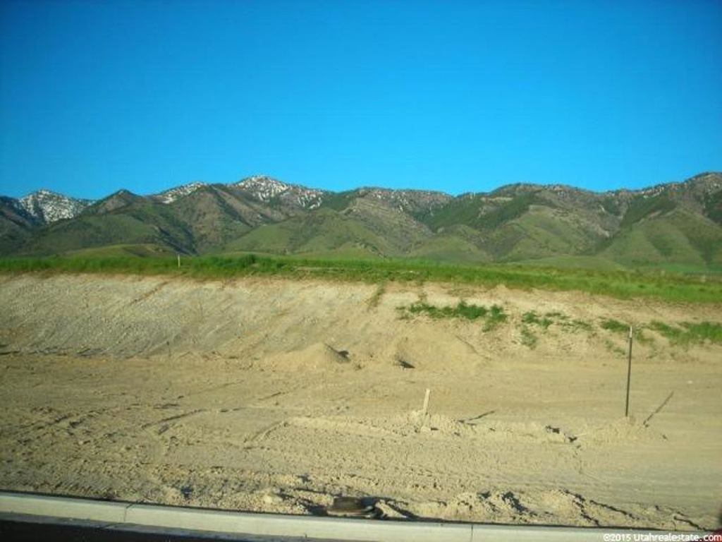 100 N 820 E #29, Hyde Park, UT 84318