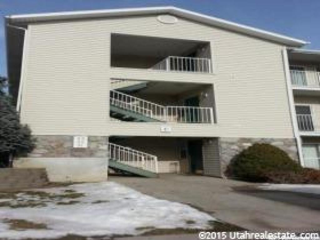 490 E 700 S #C-32, Clearfield, UT 84015