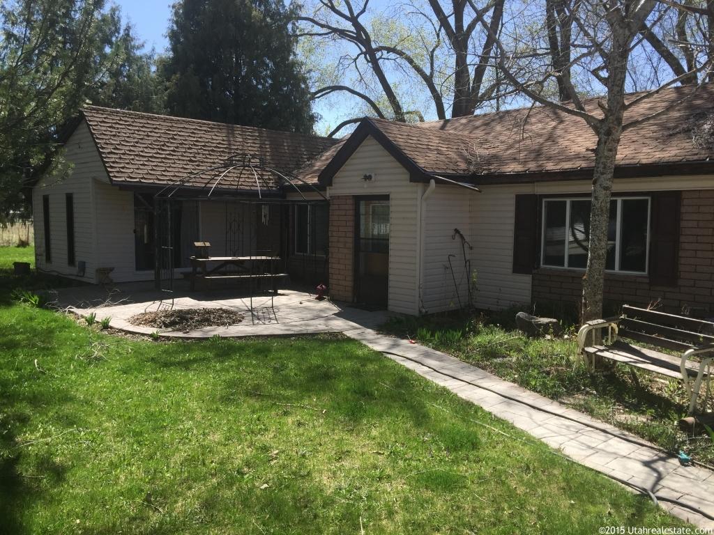 287 S 300 E, Wellsville, UT 84339