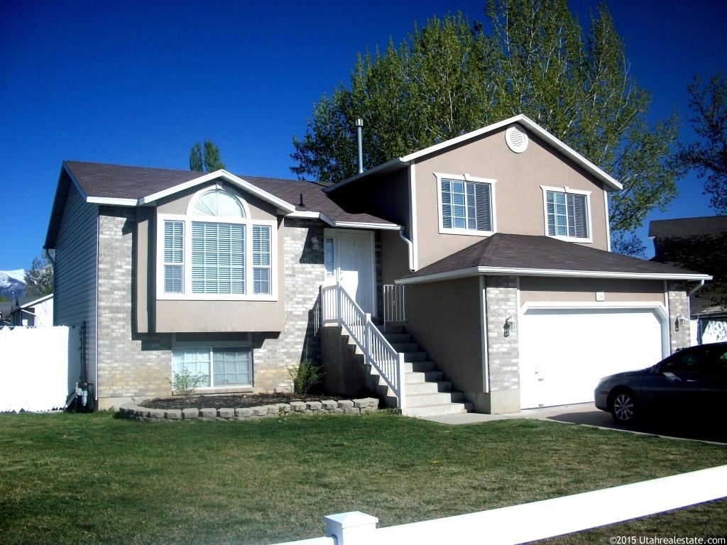 338 W 25 S, Clearfield, UT 84015