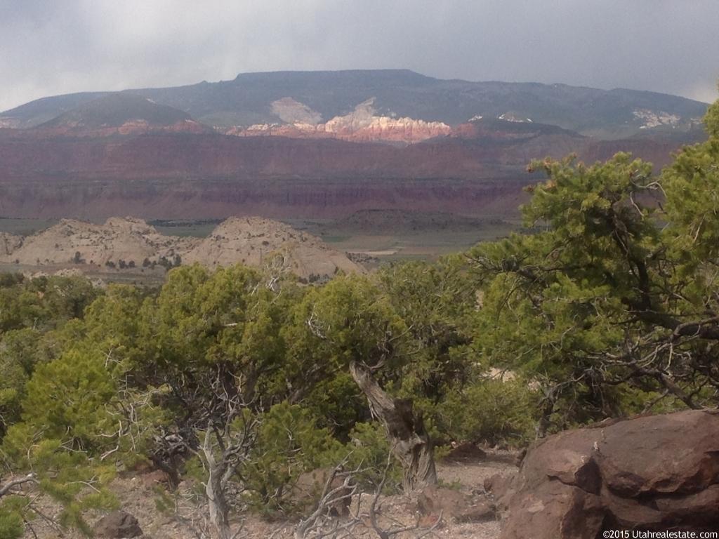 3000 S Three Creeks Rd E #3, Teasdale, UT 84773