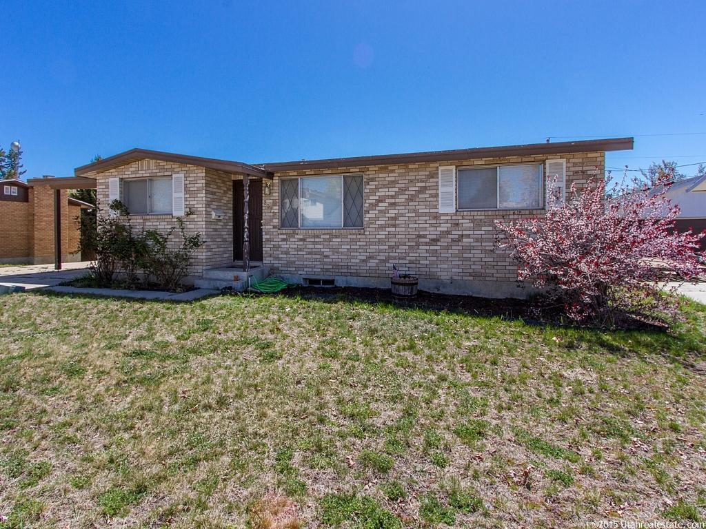 2375 W 4900 S, Roy, UT 84067