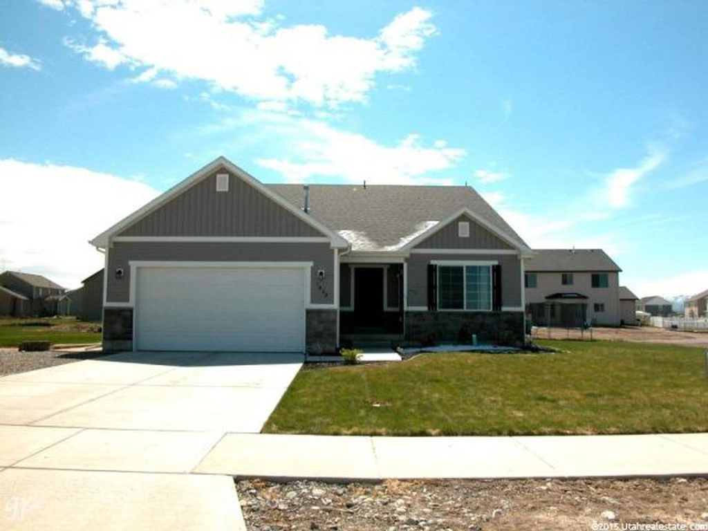 1060 W 2450 S, Nibley, UT 84321