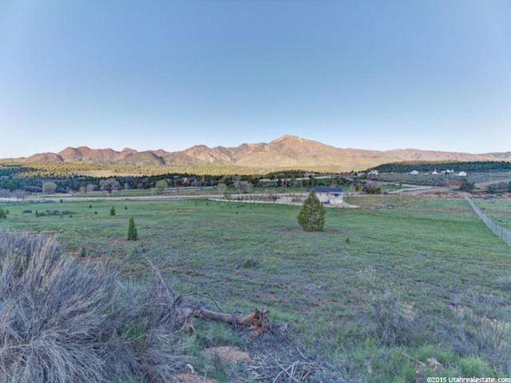 2791 E 2500 S, New Harmony, UT 84757