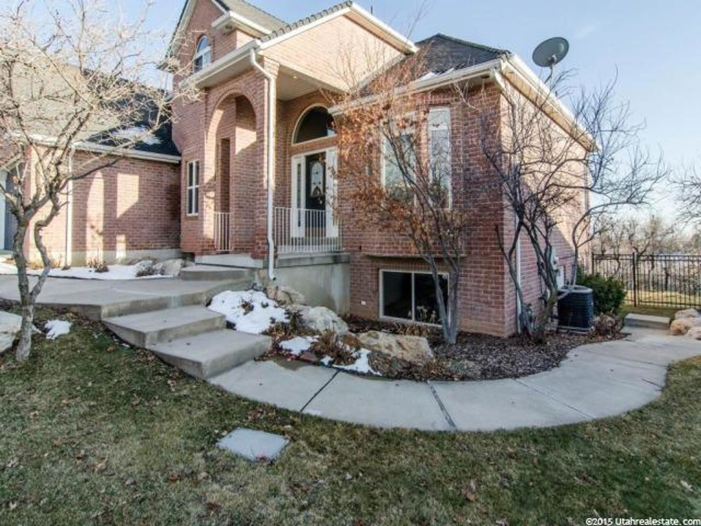 1896 E 1900 N, Layton, UT 84040