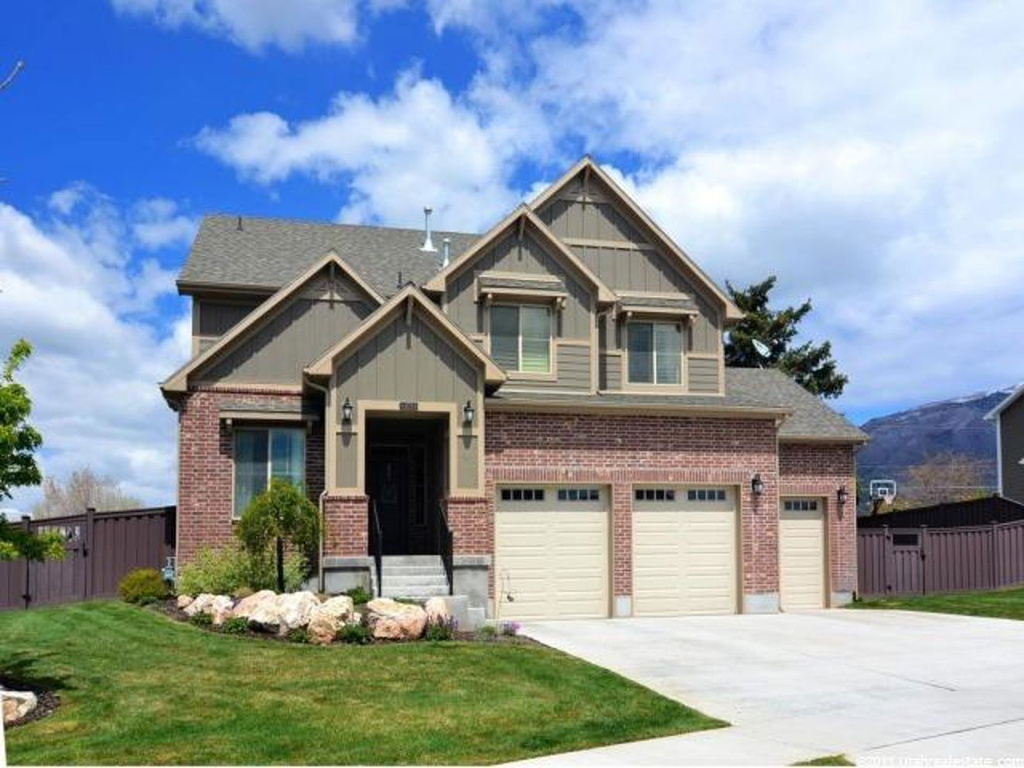 2059 E 1425 N, Layton, UT 84040