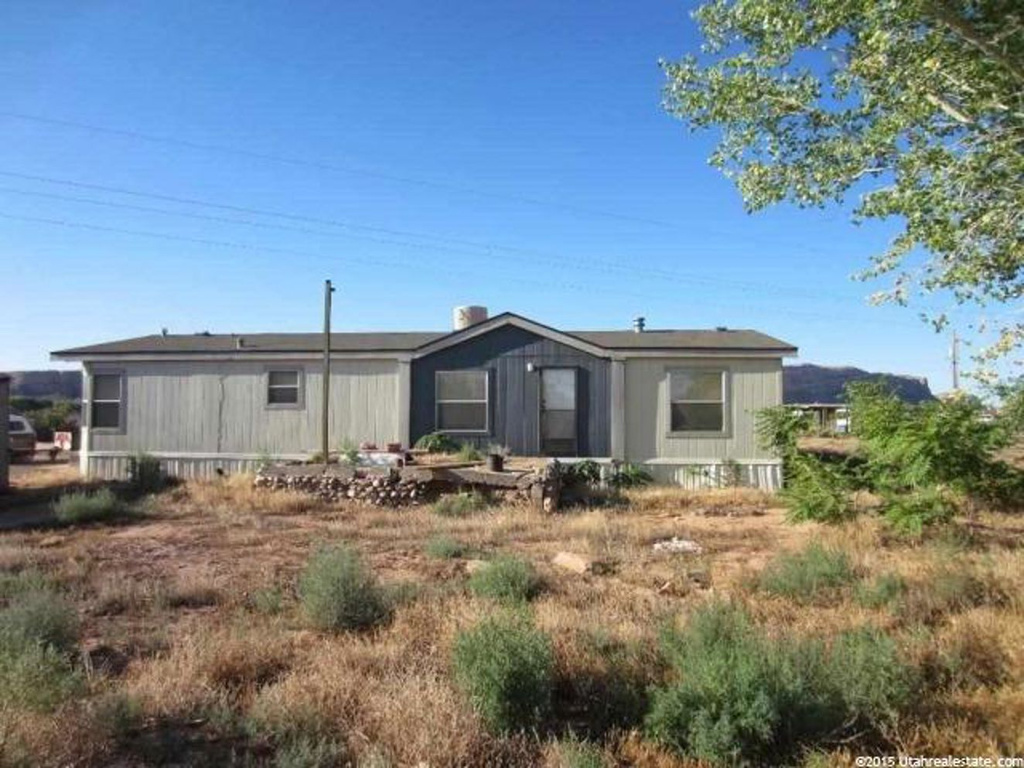 322 N 3rd W, Bluff, UT 84512