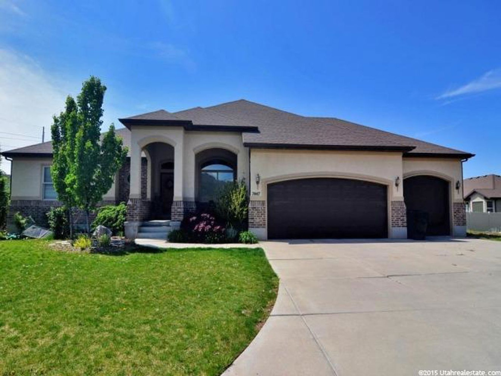 7447 S 1475 E, South Weber, UT 84405