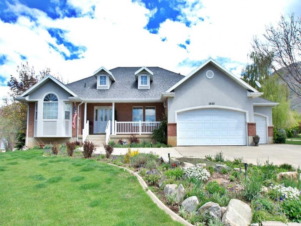 1860 Shoshone Dr, Ogden, UT 84403