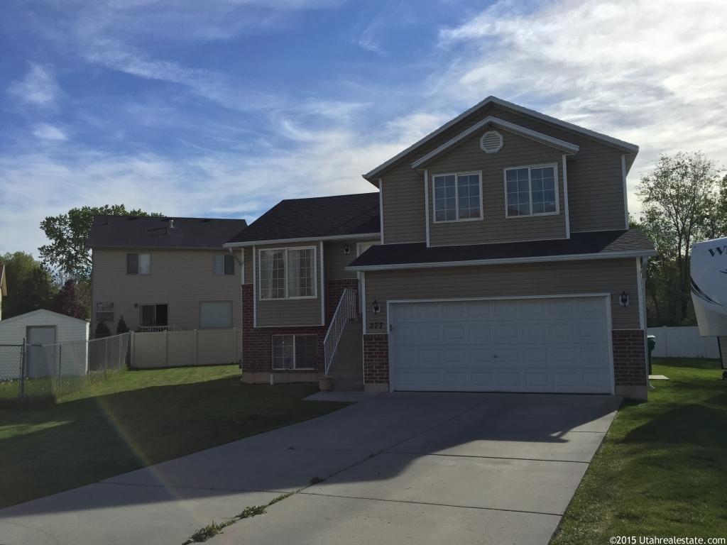 377 Wildflower Cir, Ogden, UT 84404