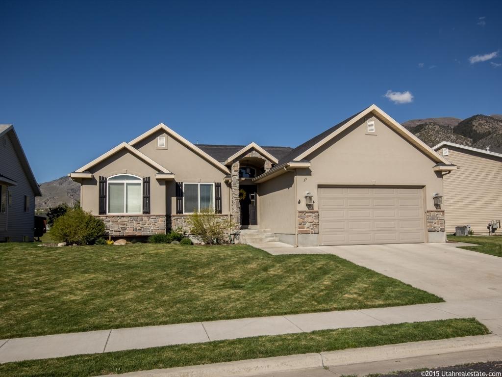 39 E Andrews Ln N, Providence, UT 84332