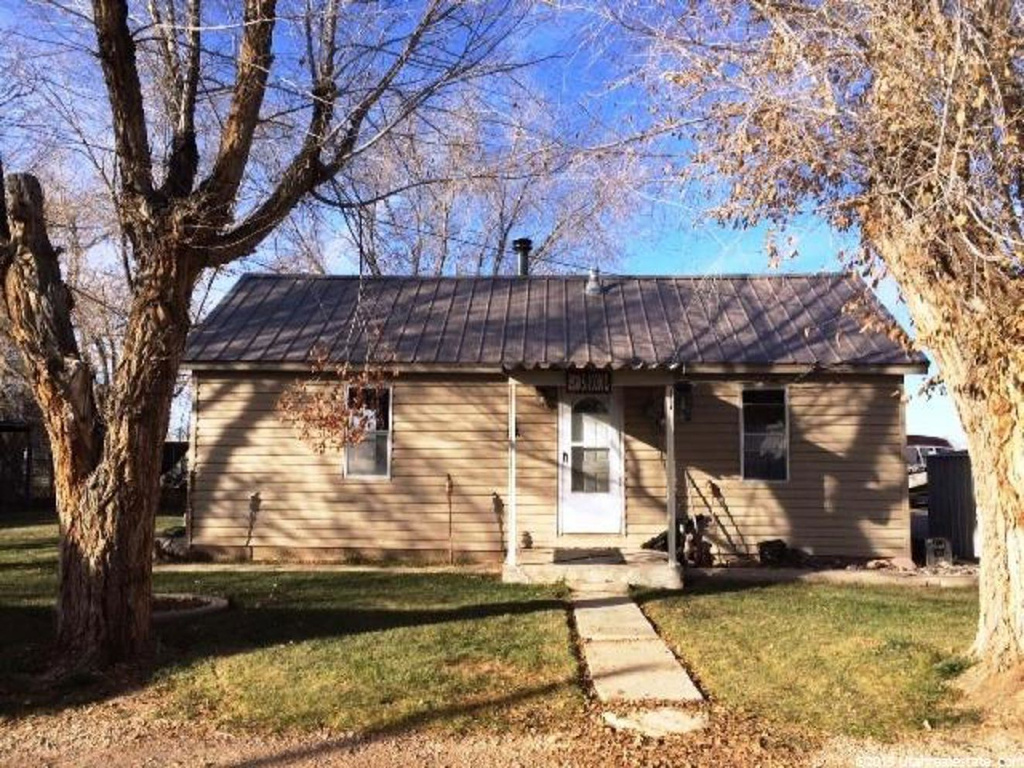 5930 S 10050 E, Jensen, UT 84035