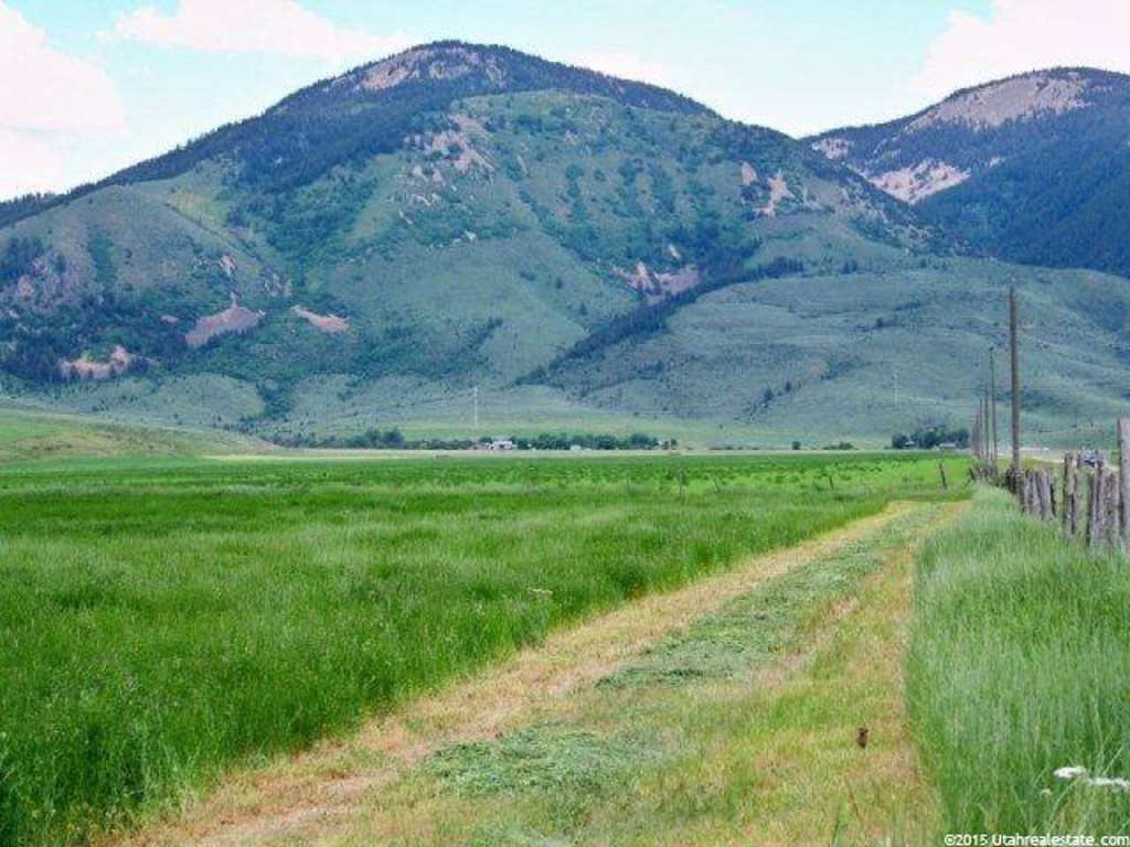 150 Smith Ln #2, Georgetown, ID 83239