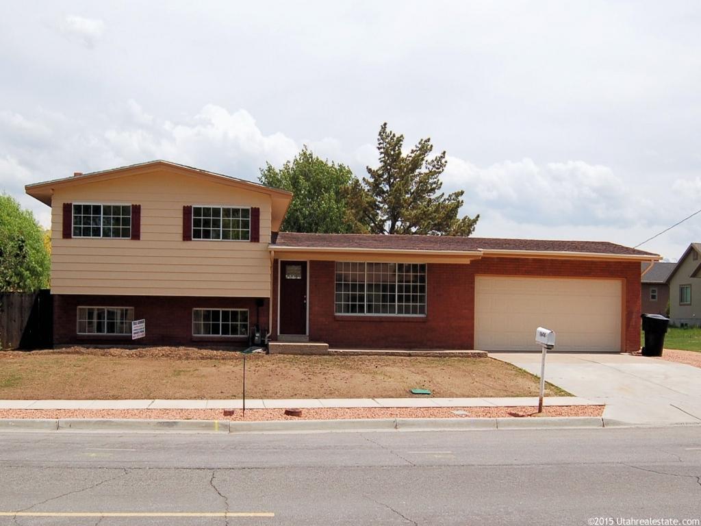 1648 N 1500 W, Clinton, UT 84015